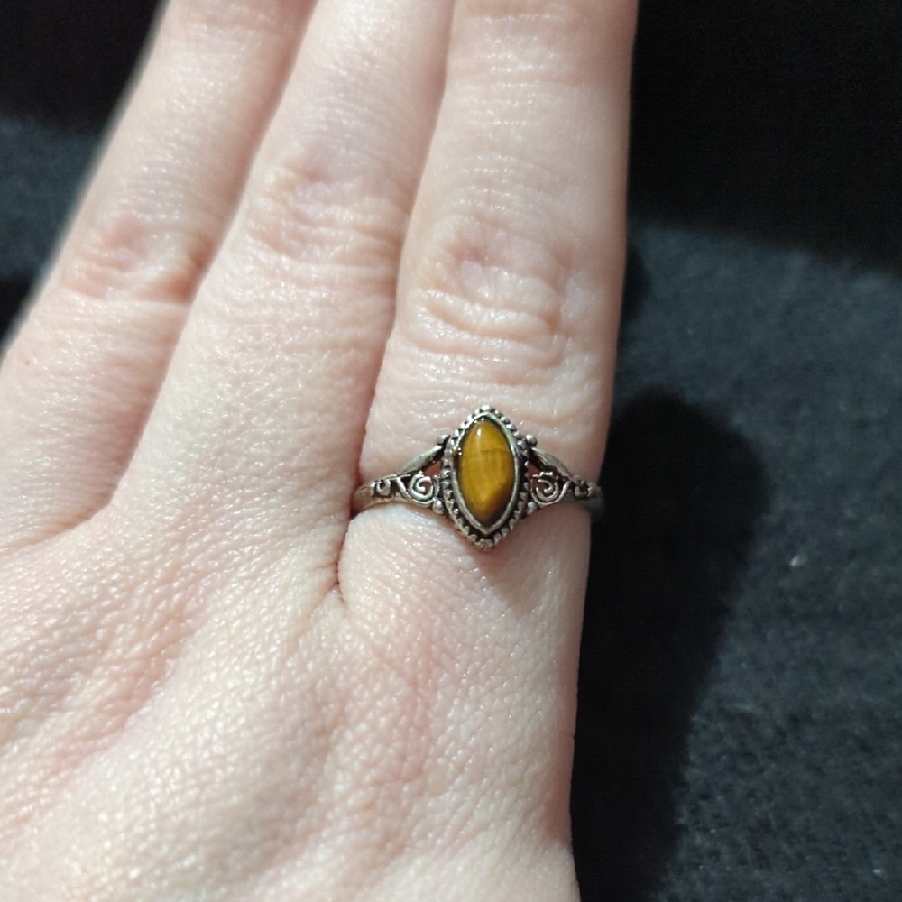 Silver Plated Brown Tiger's Eye Gemstone Dainty Delicate Statement Ring - Sz 8.5